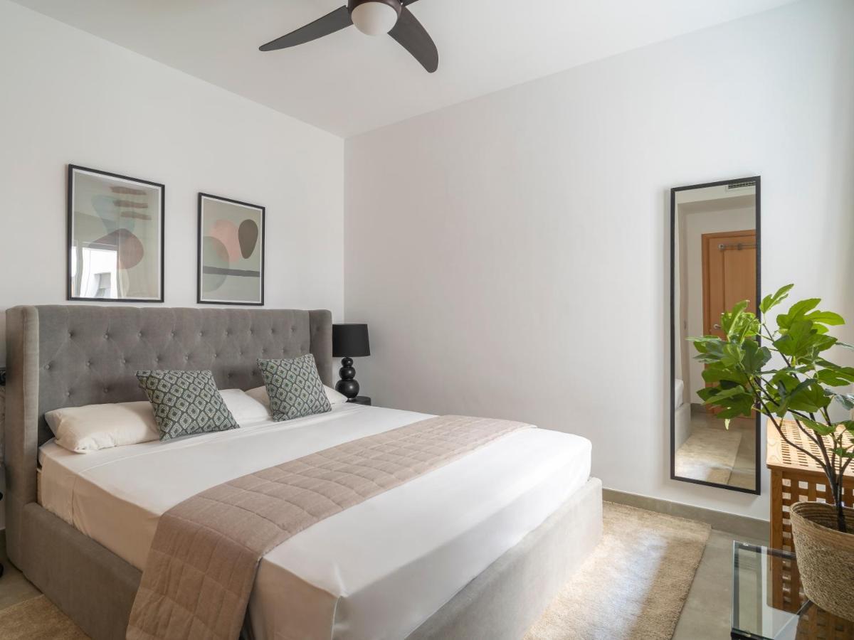 Sanders Uptown - Cute One-Bedroom Apartment Near City Center Малага Экстерьер фото