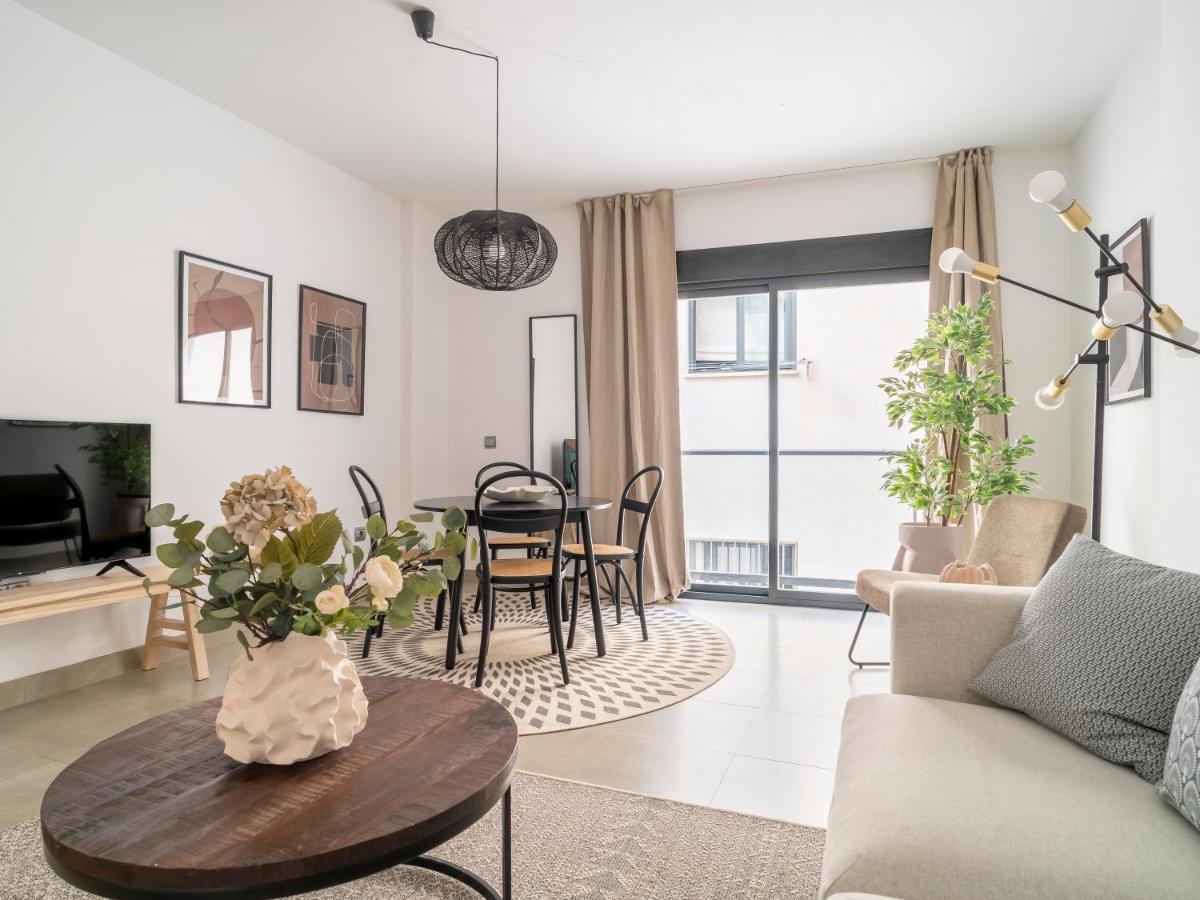 Sanders Uptown - Cute One-Bedroom Apartment Near City Center Малага Экстерьер фото